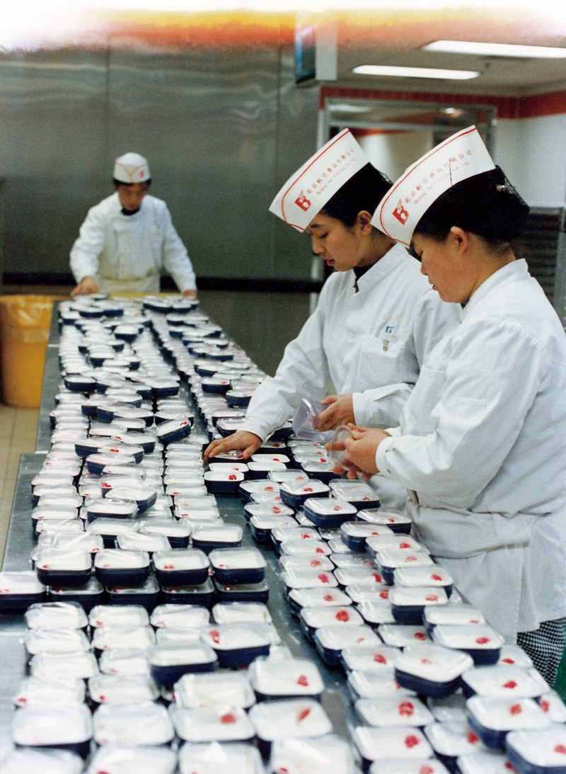 鄧小平在1978年12月召開的中共十一屆三中全會(huì)，開創(chuàng)了我國改革開放的社會(huì)主義現(xiàn)代化建設(shè)的新時(shí)期。